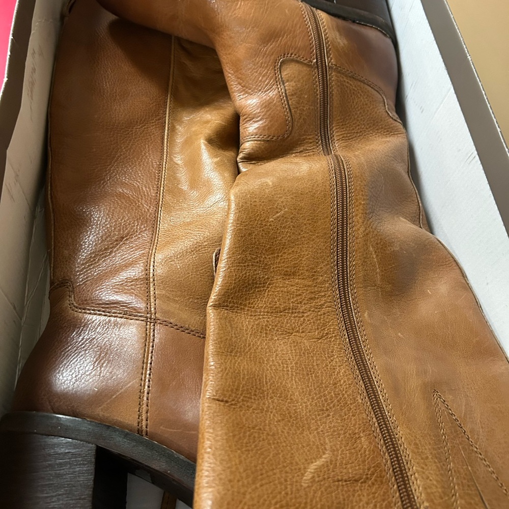 Women’s Brown Leather Boots - Picture 5 of 5
